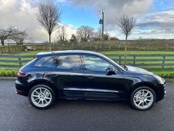 Black Used 2015 Porsche Macan S SUV | £21,950 (Good price)