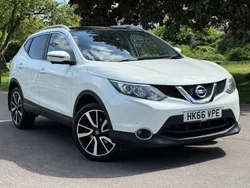 White Used 2017 Nissan Qashqai S SUV | £12,499 (Fair price)