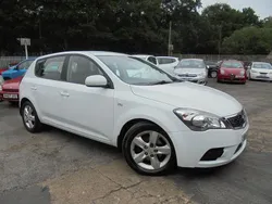 White Used 2011 Kia Ceed 2 Hatchback | £2,995 (Good price)