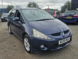 Blue Used 2009 Mitsubishi Grandis MPV | £1,295