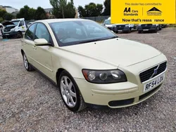 Green Used 2004 Volvo S40 SE Sedan | £1,480 (Good price)