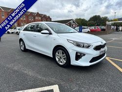 White Used 2019 Kia Ceed Hatchback | £8,995 (Fair price)