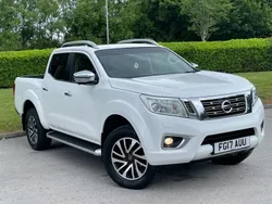 White Used 2017 Nissan Navara Tekna Pickup | £15,450 (Fair price)
