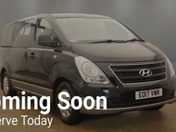 Black Used 2017 Hyundai I800 SE MPV | £13,690 (Fair price)
