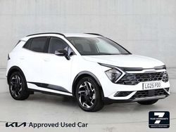 White Used 2025 Kia Sportage GT-Line SUV | £26,000 (Good price)