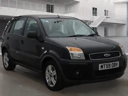Black Used 2009 Ford Fusion Zetec Hatchback | £1,495 (Super price)