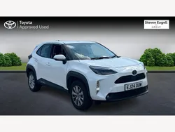 White Used 2024 Toyota Yaris Hybrid Hatchback | £20,923 (A bit pricey)