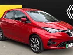 Red Used 2021 Renault Rapid GT-Line Hatchback | £10,001 (Fair price)