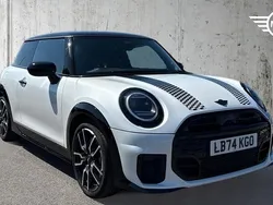 White Used 2024 Mini Cooper S Hatch Hatchback | £28,990 (Expensive)