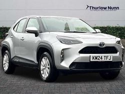 Silver Used 2024 Toyota Yaris Cross SUV | £19,500 (Good price)