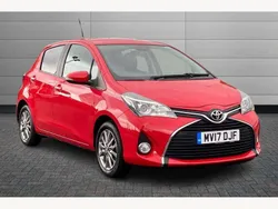 Chili red Used 2017 Toyota Yaris Hatchback | £10,490 (Fair price)