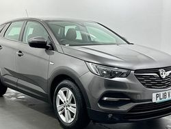 Used 2018 Vauxhall Grandland X SUV | £10,600 (Fair price)
