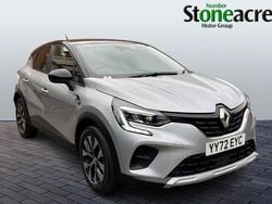 Grey/black Used 2022 Renault Captur LIMITED SUV | £14,890 (A bit pricey)