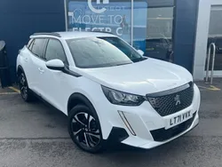White Used 2021 Peugeot 2008 Allure SUV | £11,995 (Fair price)