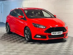 Red Used 2015 Ford Focus ST Hatchback | £5,989 (Super price)