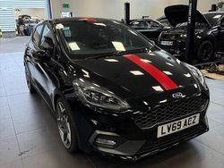 Black Used 2019 Ford Fiesta ST Hatchback | £14,995 (Fair price)