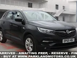 Black Used 2020 Vauxhall Grandland X S SUV | £9,395 (Good price)