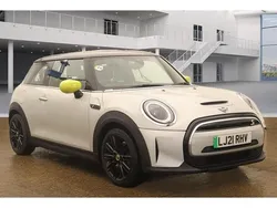 Used 2023 Mini Cooper Level 2 Hatchback | £10,990 (Good price)