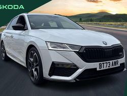 White Used 2023 Skoda Octavia vRS Estate | £28,395 (Expensive)