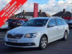 White Used 2014 Skoda Superb GreenLine Estate | £3,250 (Fair price)