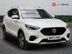White Used 2023 MG ZS Excite Sedan | £13,850 (Fair price)