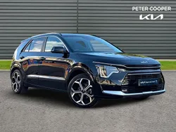 Black Used 2024 Kia Niro 3 SUV | £25,991 (Expensive)