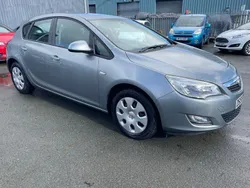 Silver Used 2010 Vauxhall Astra Hatchback | £2,295 (Good price)