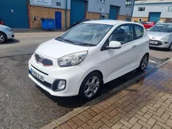 White Used 2013 Kia Picanto 2 Hatchback | £2,895 (Good price)