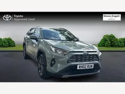Green Used 2022 Toyota RAV4 Hybrid Design SUV | £27,638 (Fair price)