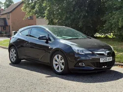 Black Used 2012 Vauxhall Astra GTC Sport Hatchback | £2,750 (Super price)