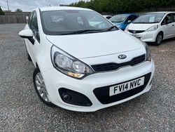 White Used 2014 Kia Rio 2 Hatchback | £3,495 (Fair price)
