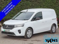 White Used 2023 Nissan Townstar Tekna Van | £11,750 (Fair price)