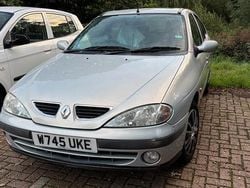 Grey Used 2000 Renault Mégane Hatchback | £1,000
