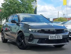 Two coat metallic carbon black New 2025 Vauxhall Astra Hatchback | £22,998 (Fair price)