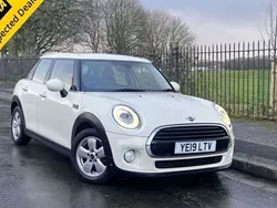 White Used 2019 Mini Cooper Classic Hatchback | £12,495 (Good price)