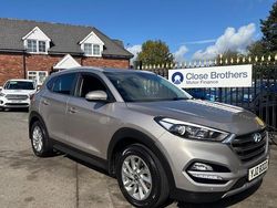 Beige Used 2016 Hyundai Tucson Premium SUV | £9,490 (Fair price)