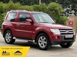 Red Used 2008 Mitsubishi Shogun Elegance SUV | £2,490