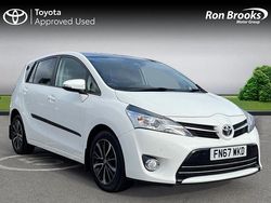 White Used 2017 Toyota Verso Design MPV | £17,200 (Expensive)
