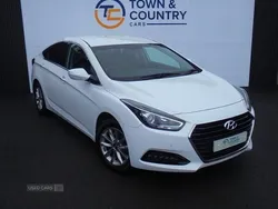 White Used 2015 Hyundai i40 SE Sedan | £7,950 (A bit pricey)