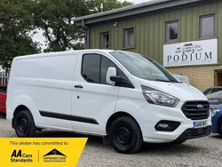 White Used 2018 Ford Transit Custom Trend Van | £10,490 (Fair price)