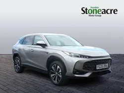 Silver New 2025 MG HS SE SUV | £22,995 (Good price)
