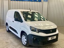 White Used 2019 Peugeot Partner MPV | £5,450 (Fair price)