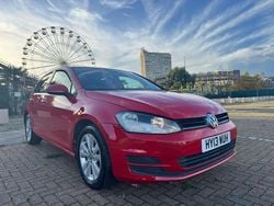 Red Used 2013 VW Golf VII SE Hatchback | £5,495 (Good price)