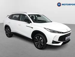 White New 2025 MG HS Trophy SUV | £22,899 (Fair price)