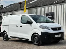 White Used 2020 Peugeot Expert S Van | £9,490 (Good price)