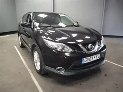 Black Used 2014 Nissan Qashqai Acenta Premium SUV | £9,999 (Fair price)