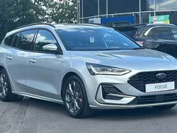 New 2025 Ford Focus ST-Line Estate | £31,256