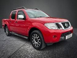 Red Used 2014 Nissan Navara Pickup | £8,990