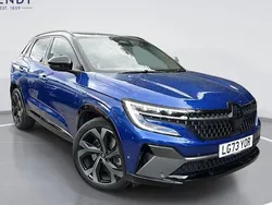 Blue/black Used 2023 Renault Austral Iconic Esprit Alpine SUV | £25,999 (Fair price)