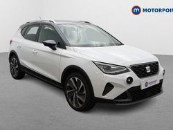 White Used 2022 Seat Arona FR Sport SUV | £15,099 (Fair price)